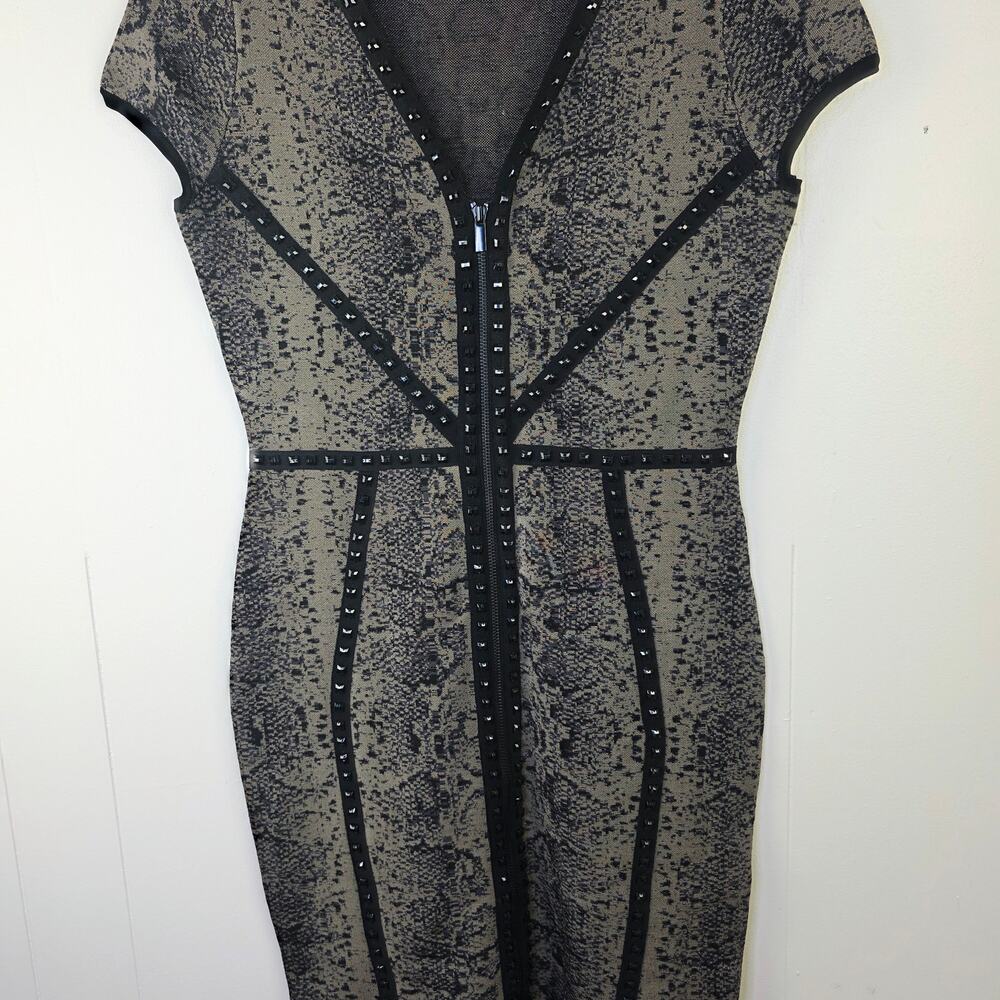 Cache Bodycon Dress Medium Black Snakeskin Studded Zip Front Mob Wife Edgy Glam - Picture 7 of 16